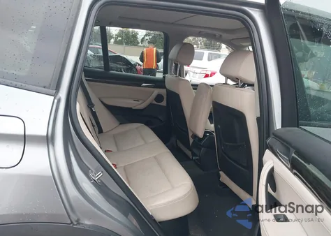 2013 BMW X3 xDrive28I z USA, uszkodzony, nr VIN 5UXWX9C59D0A22135